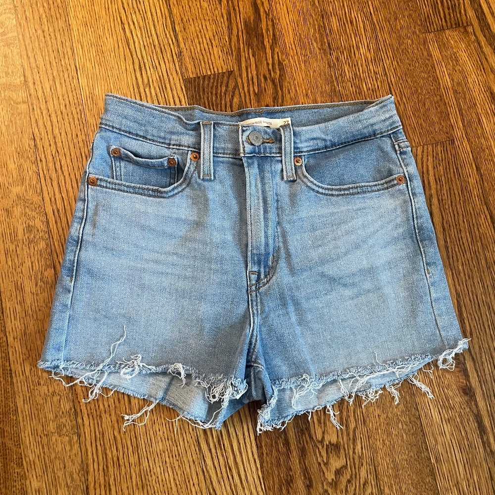 Levi's Light Denim High Rise Cutoff Jean Shorts Size 27